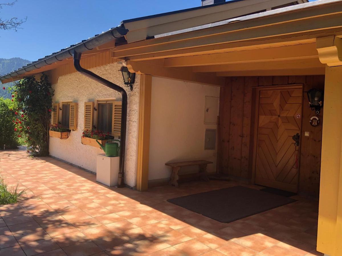 Ferienhaus Veronika Mit 2000Qm Garten Und Bergblick Unterammergau Kültér fotó